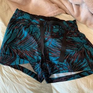 Lululemon Spring Break Away II shorts